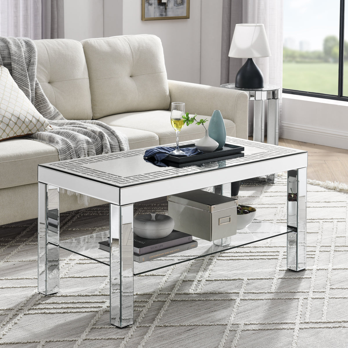 W 40 'X D 20' X H 20 'Curved border carved mirror coffee table: Silver mirror glass tabletop with sparkling diamond edge frame and crystal mirror legs, small coffee table for modern home sofa decorati