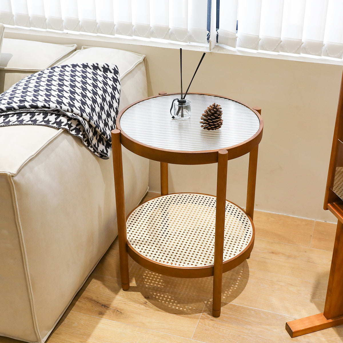 16703899