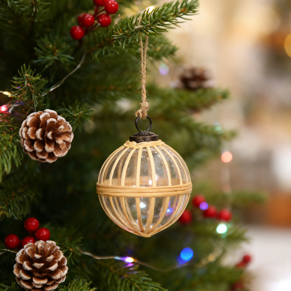 D3.9' X-Mas Hanging Ornament, Decorative Hanging Ball Christmas Tree Ornaments for Holiday Party Decorations, Set of 3